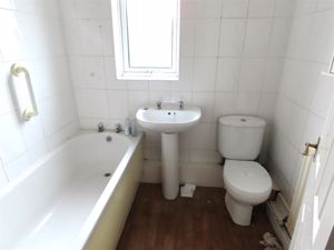 Photo 7- click for photo gallery